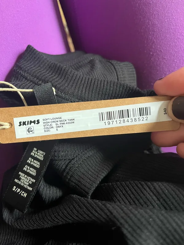 NWT Skims tank - Image 4