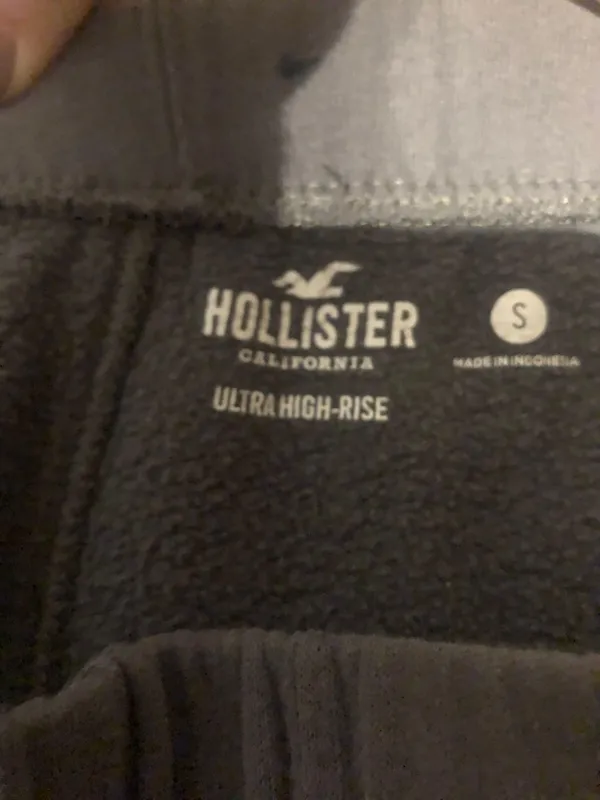 Hollister Ultra High Rise Joggers - Image 3