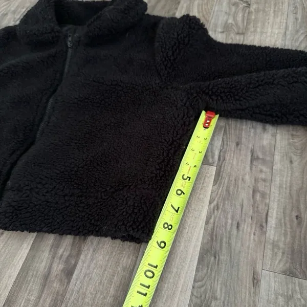 Zara Black Shearling cropped faux fur jacket coat - Image 4