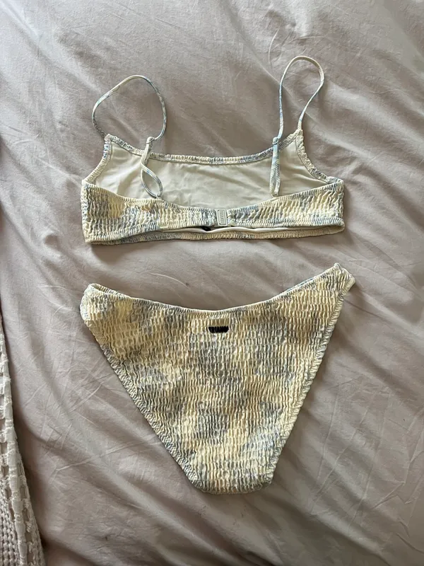 Triangl Bikini Set - Image 2