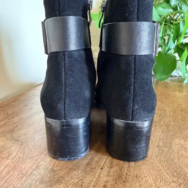 July Lover Size 220 US 5 Ankle Boots Black Suede Buckle Moto Block Heel Biker - Image 3