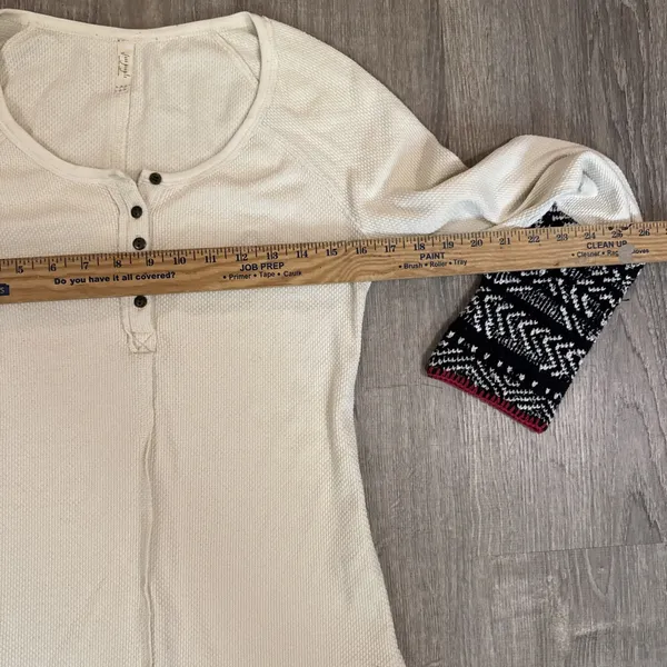 Free People Top Women L Newbie Thermal Alpine Henley Cuffs Cream Black - Image 5