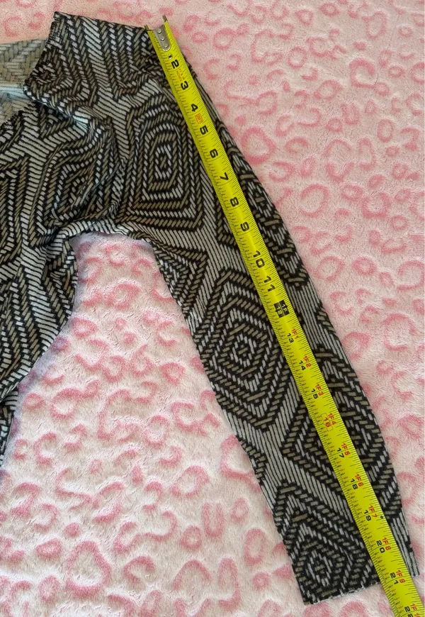 Tory Burch Button Up Cardigan Women's Geometric Sleeve Stretch 100% Wool Size:L - Image 7