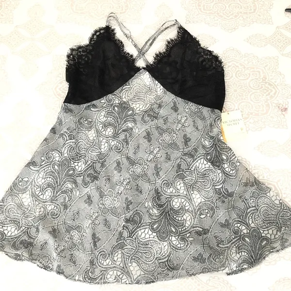 Victoria’s Secret Intimate Lingerie Collection M Lace Slip - Image 2