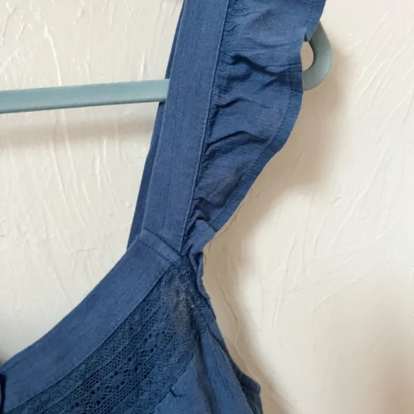 NWT American Eagle cropped blue ruffle top size M - Image 3