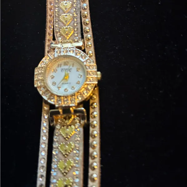 Elegant Gold Wrap Watch with Crystal Accents - Image 3