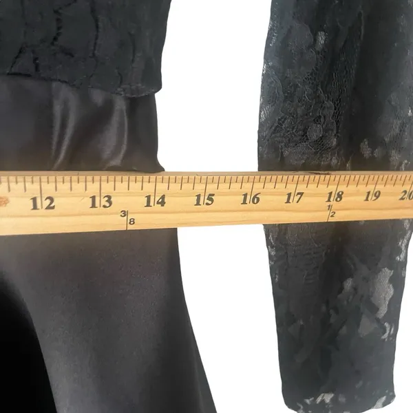 Witchy Women's Size Large Black Lace Vampire Goth‎ High Low Satin Dress - Image 7