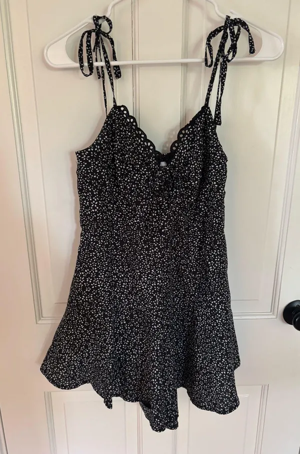 Princess Polly Romper Black and White - Image 2
