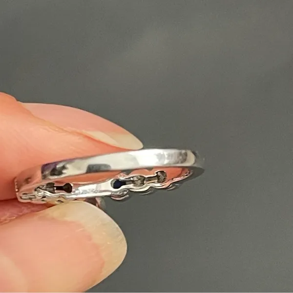 925 Sterling Silver White and Blue Gemstone Ring Size 7.5 Engagement Anniversary - Image 7