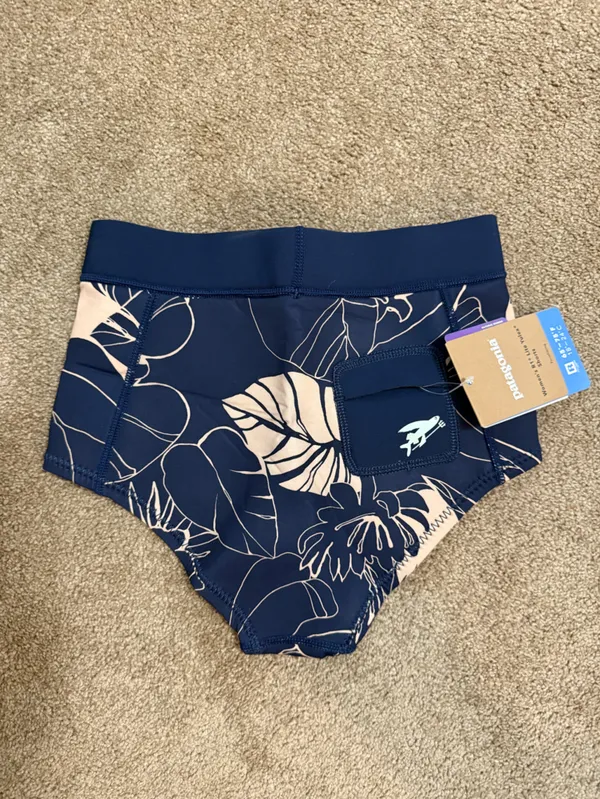 Patagonia Women's R1 Lite Yulex Surf Shorts Form-Fitting Valley Flora NWT Size 8 - Image 2