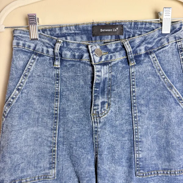 Between Us Cargo Jeans Juniors 26 Acid Wash Flare Straight Leg Y2K Denim - Image 2