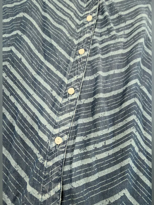 Cato Blue Chevron-Pattern Button Down Blouse - Image 6