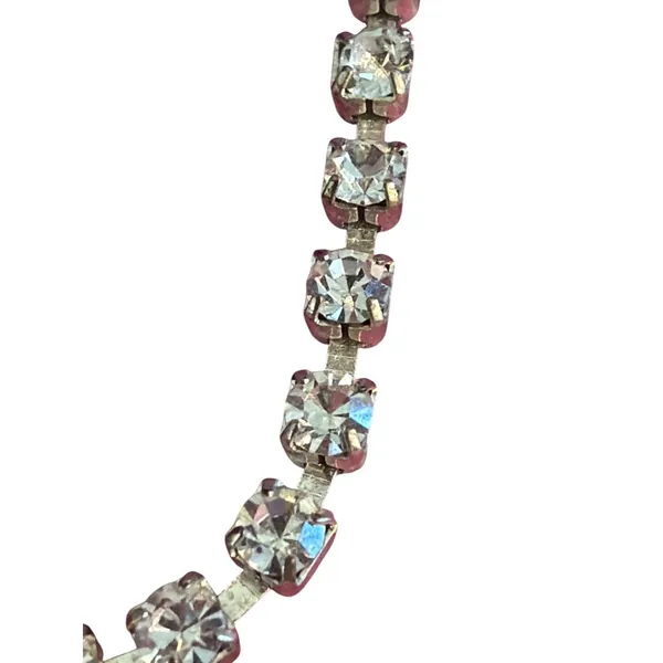 Vtg Silver Tone Tennis Bracelet Clear Rhinestones Prong Set Fold Over 8" Estate - Image 3