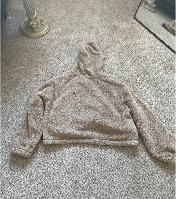 Crop cozy fleece hoodie - Image 8