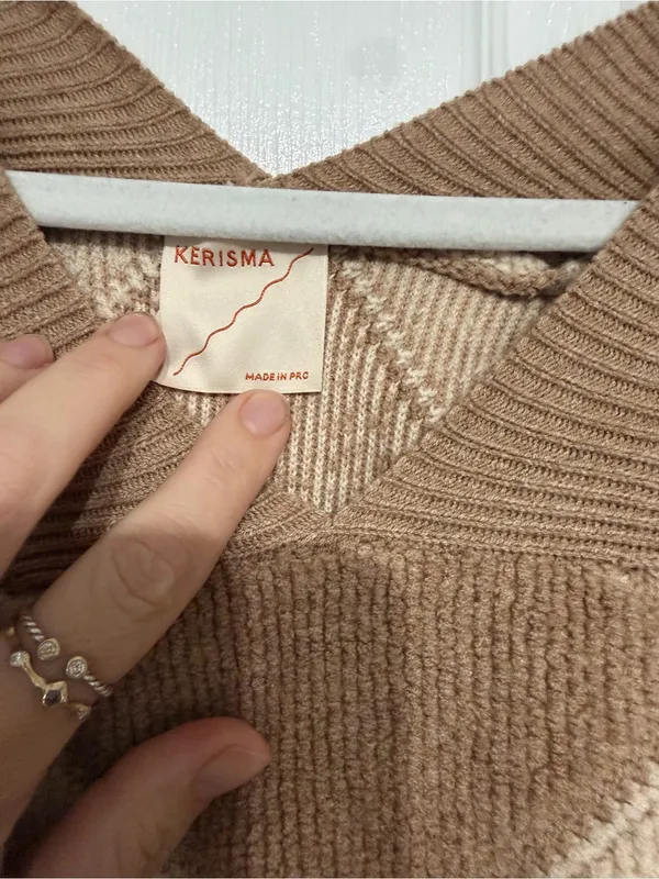 Kerisma quadron sweater size small/medium wool blend - Image 3