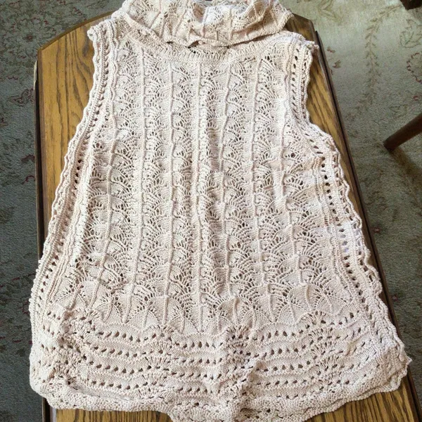 Miss Me Pointelle Crochet Cowl Neck Sweater Tank in Ecru sz small EUC - Image 2