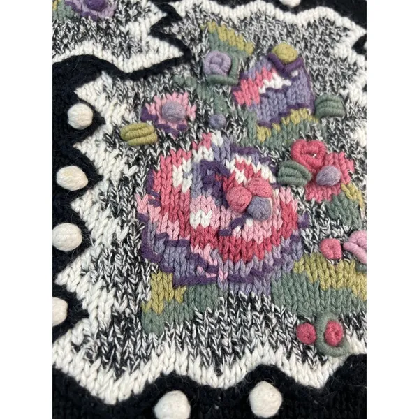 Vtg 90s Grandma Sweater L Black‎ Floral Ramie Cotton Textured Patchwork Cottage - Image 11