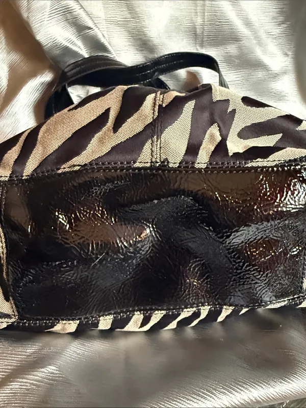 Anne Klein Black and Cream Zebra-Print Tote NWT - Image 10