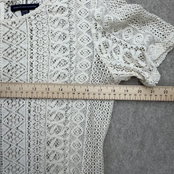 American Eagle Top Women M Crochet Lace Ivory Boho Cottagecore Coquette Granny - Image 4