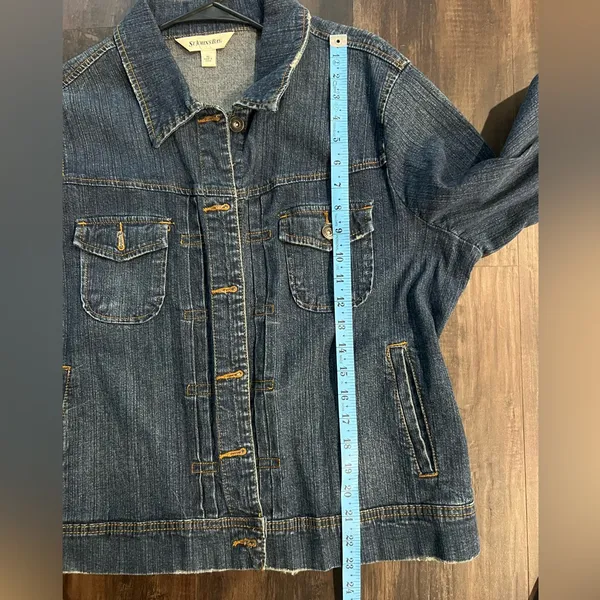 St. John's Bay women’s Blue Jean Jacket SIZE XL - Image 8