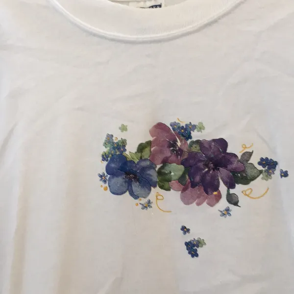 FINAL MARKDOWN Decorative jerzees tee large - Image 2