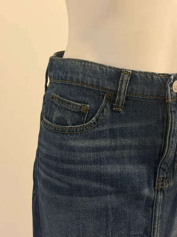 GAP Classic Indigo Wash Denim Mini Skirt - Image 2