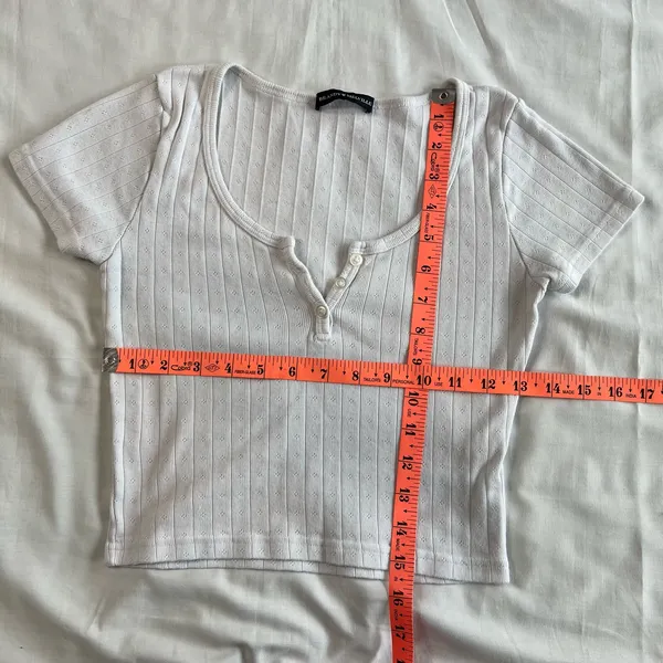 Brandy Melville White Henley Baby Tee Soft Feminine Y2K - Image 4