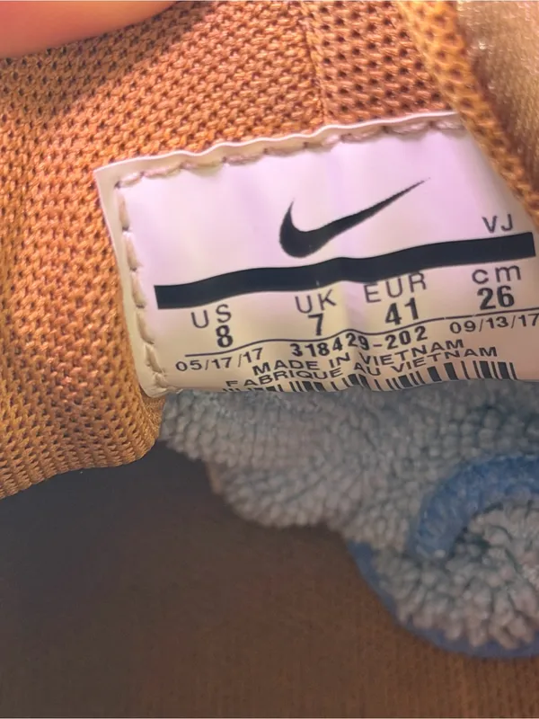 Nike Women's Wheat/Tan Casual Sneakers - Image 10