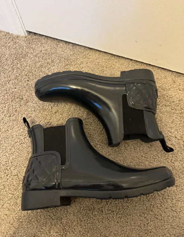 Hunter Chelsea Blue quilted short boots size 9 - Image 3