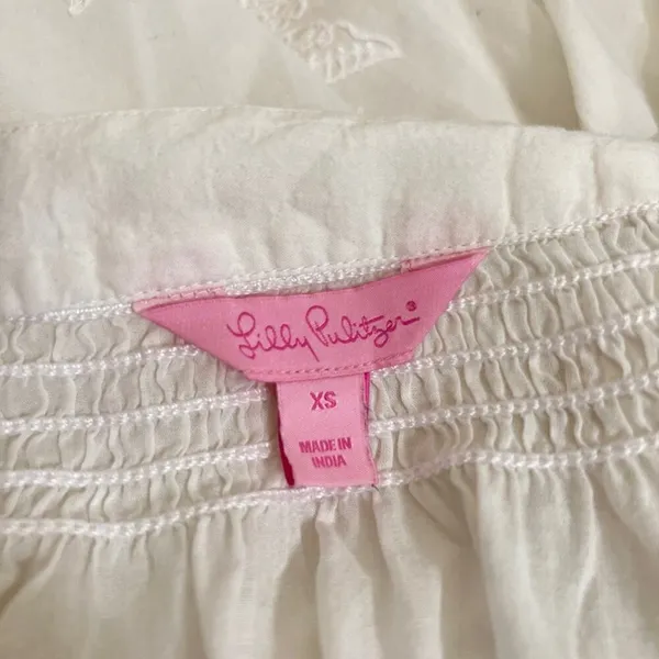 Lilly Pulitzer Lightweight Cotton Embroidery Blouse in Off White size Xsmall - Image 2