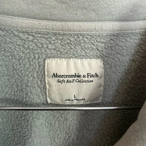Abercrombie & Fitch Soft Light Blue Crossover Button Up Sweater Size Large - Image 2