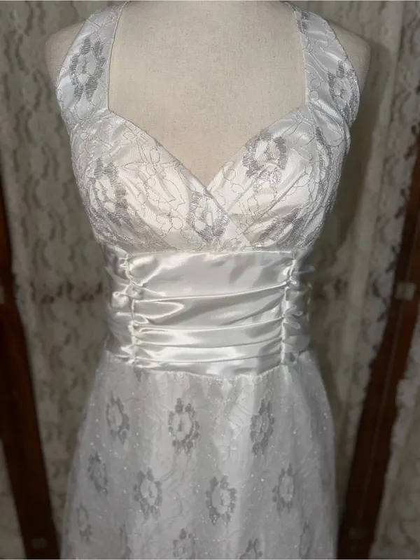 Gorgeous New Josh & Jazz White Halter Corset Prom/Wedding Gown - Image 4