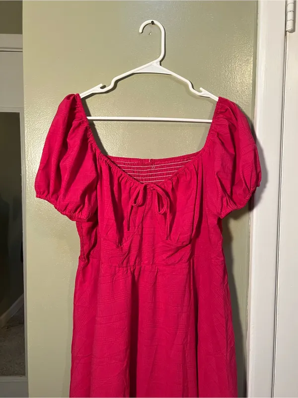 Women’s Size XXL Short Puff Sleeve Dress Bright Pink Sweetheart Neckline Smocked - Image 2