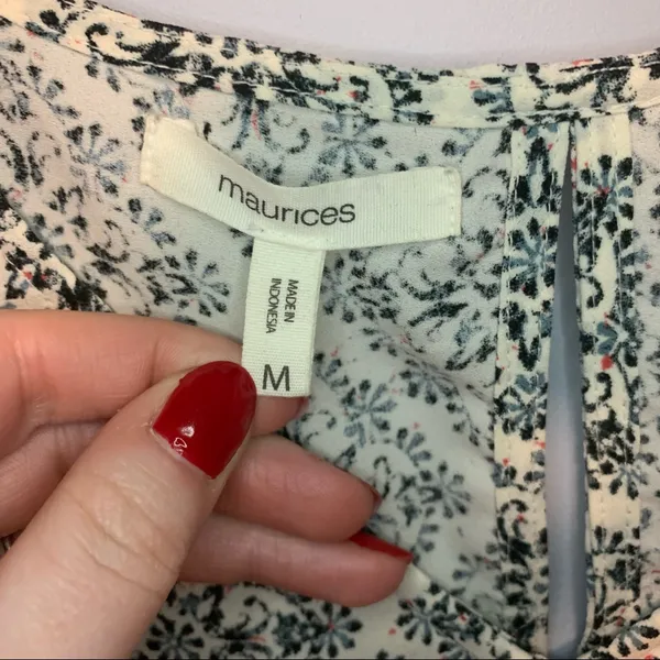 Maurices Boho Floral Pattern V-Neck Tank Top Blouse Size Medium Color Block - Image 7