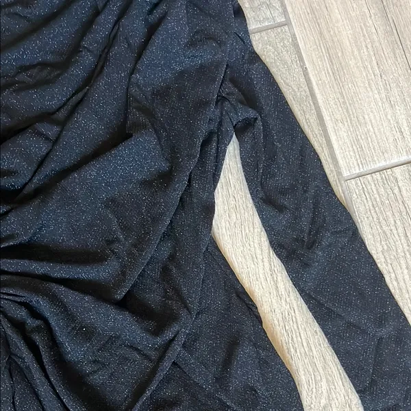 Lamarque Black Asymmetrical Long Sleeve Gown - Image 7