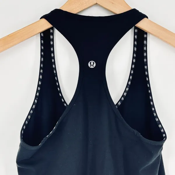 Lululemon Racerback Tank Top Womens Size 2 Yoga Running Pilates Athleisure Black - Image 6