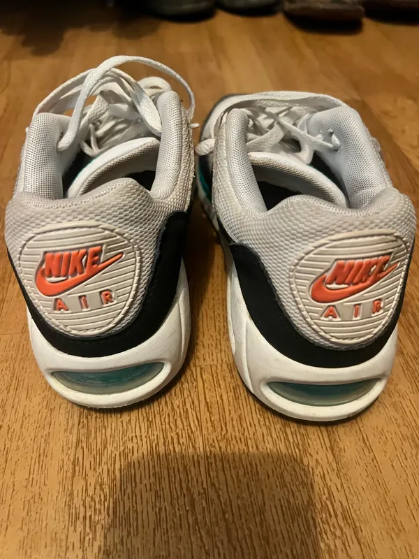 Nike Shoes - Image 3