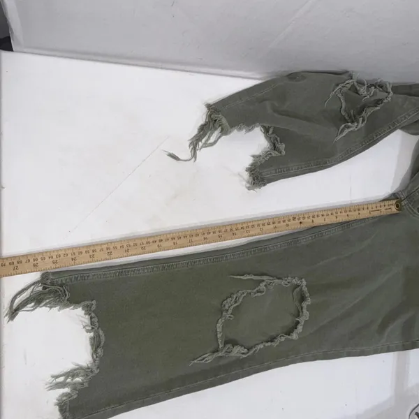 Free People We The Free‎ Maggie Jeans Distressed Ripped Green Frayed Hem Size 29 - Image 10