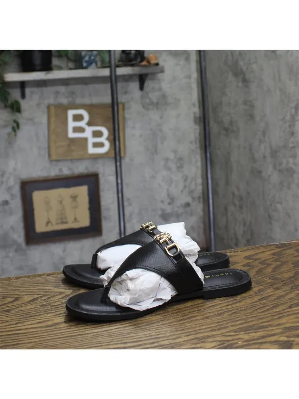 NWT Tommy Hilfiger Womens Goldiea Thong Emblem Sandals TWGOLDIEA Black 6.5M - Image 8