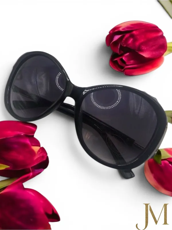 Women’s Sunglasses Black Oversized Lenses NEW - Image 6