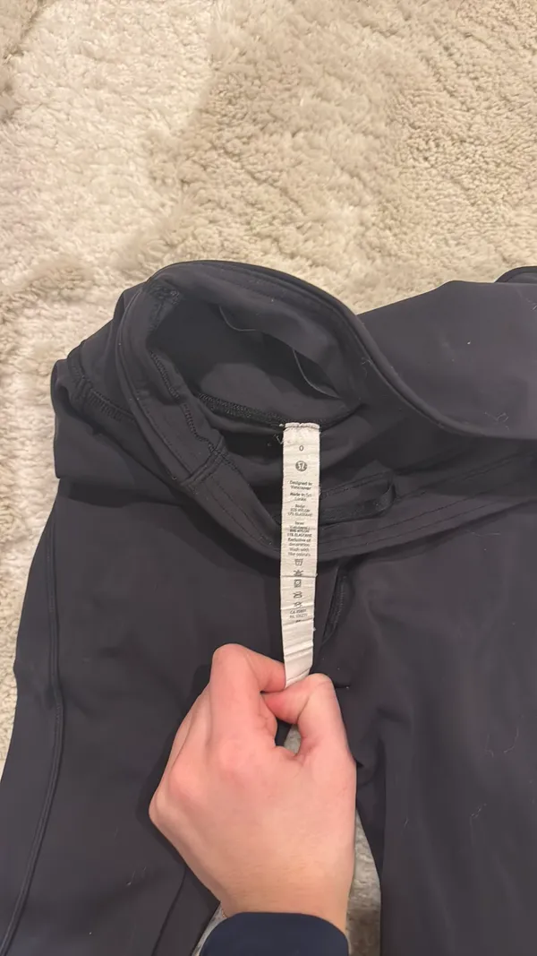 Black Lululemon Leggings 23" - Image 4