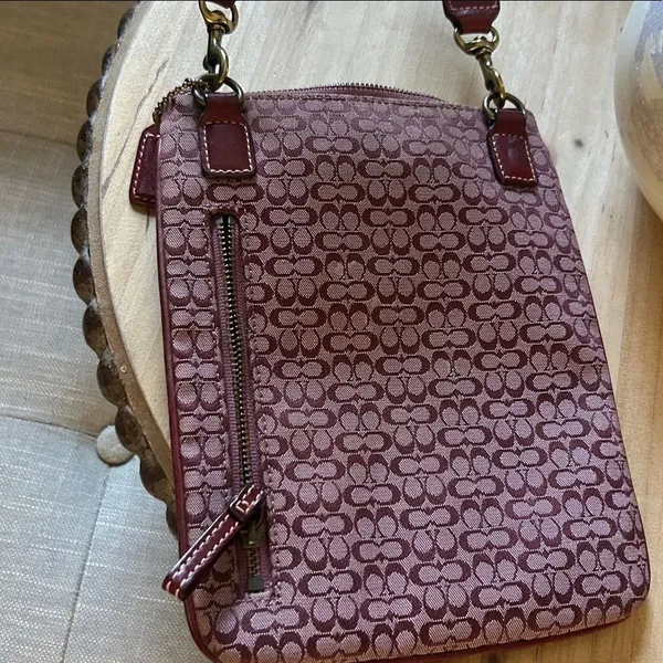 Coach Purple‎ Suede Logo Canvas Swing Pack Crossbody - Image 10