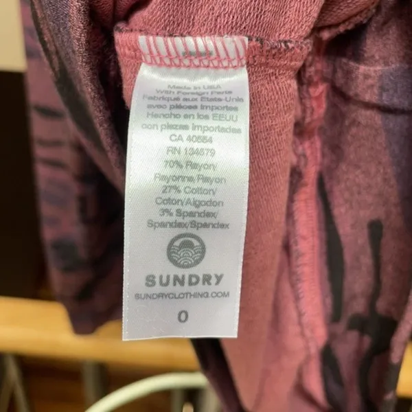 NWT Sundry Camo Boyfriend Hoodie in Plum 0‎ XS - Image 10