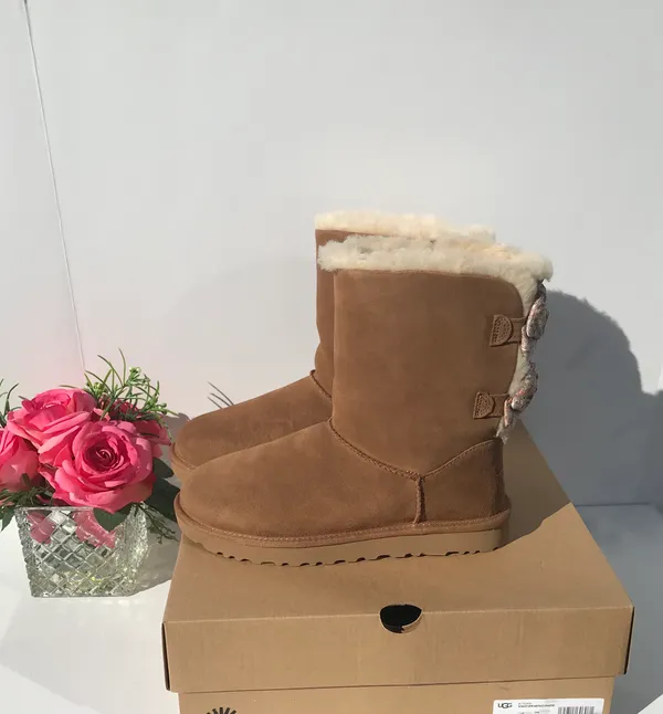 UGG Bailey Bow Abstract Splatter - Image 5