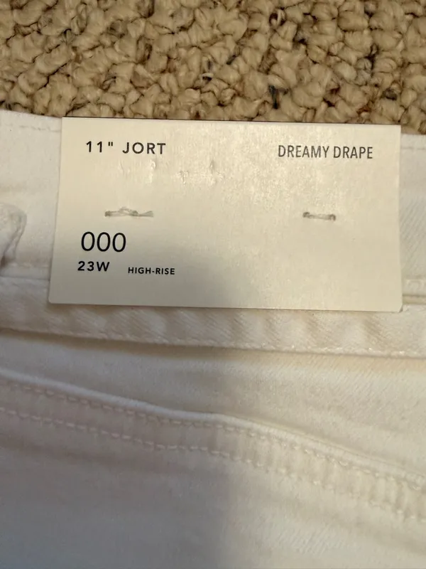 American Eagle Dreamy Drape 11” Jort White High Rise NWT 000 23W Coastal - Image 4