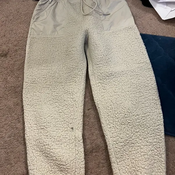 Aerie offline sherpa pants M‎ - Image 4