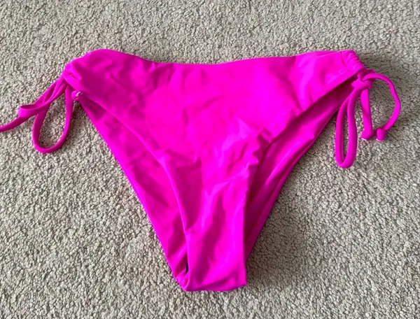 SheIn bathing suit bottoms - Image 2