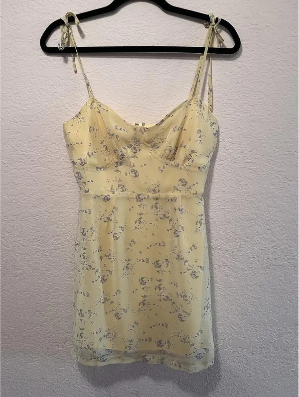 Princess Polly‎ Yellow Floral Spaghetti Strap Mini Dress Size 6 - Image 3
