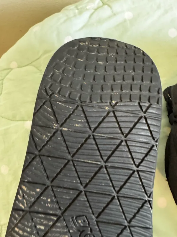 Teva Black Strap Sandals Womens size 8 - Image 14