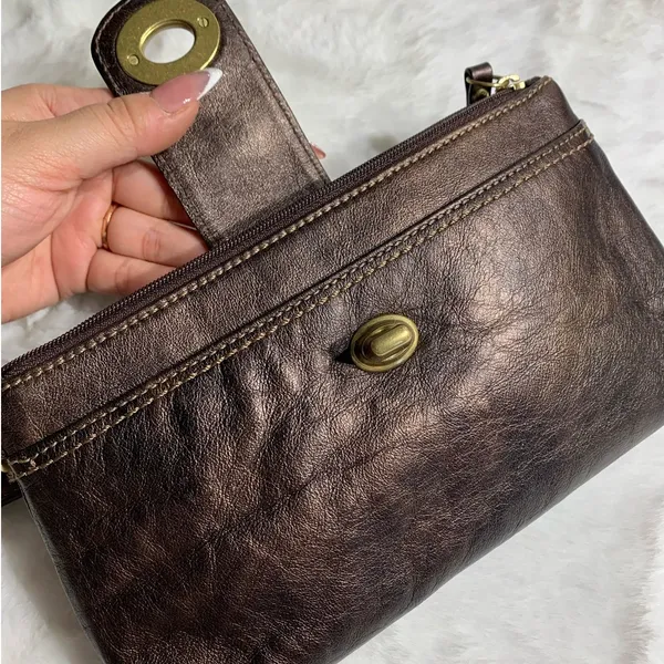 y2k COACH Bronze Turnlock Wristlet - Image 8